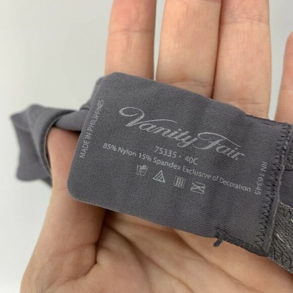 Vanity Fair 40C Body Caress Convertible TShirt Bra - Picture 7 of 7